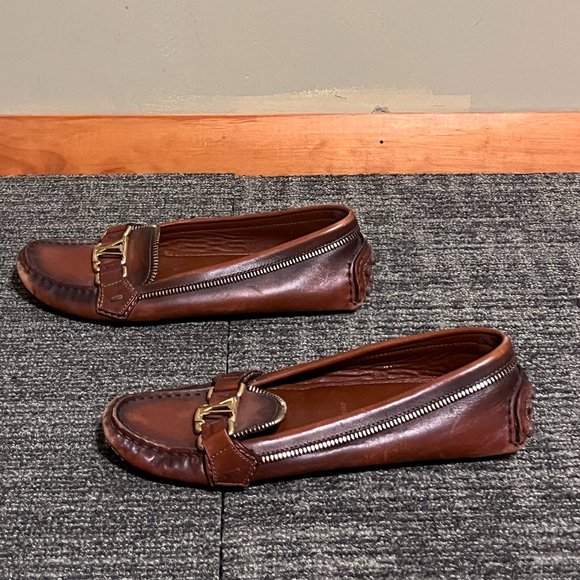 beautiful ombre leather and zipper accent Louis Vuitton Loafers - Picture 6 of 9